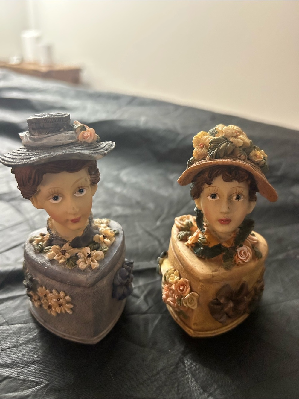 Vintage Victorian head boxes
